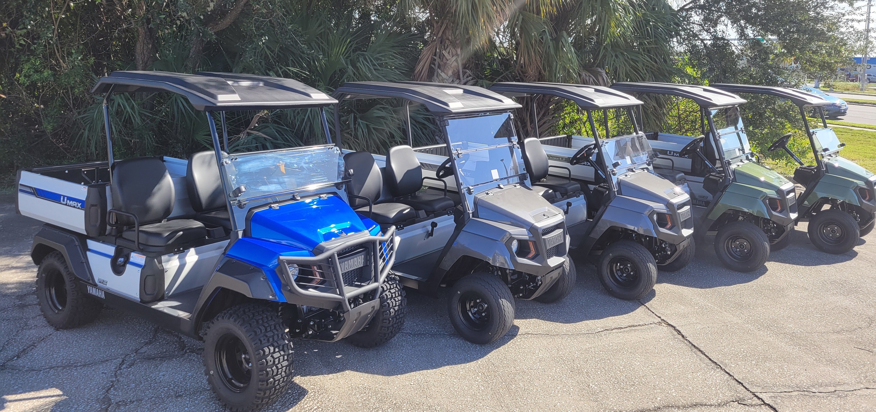 Yamaha Umax Two commercial utility carts